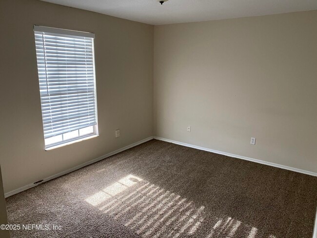 Building Photo - 1643 Rhonda Dr