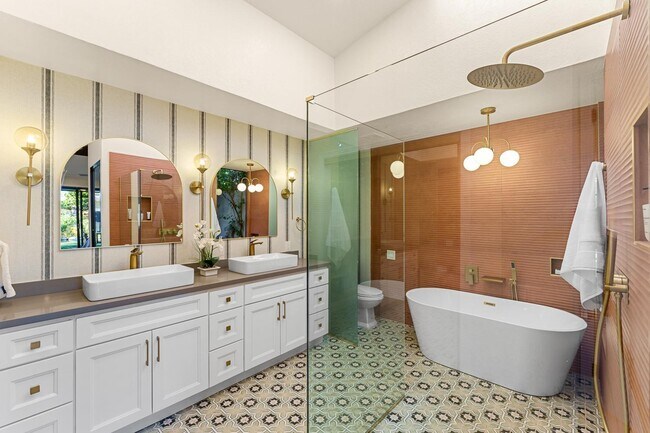 Building Photo - 44350 Michigan Ct