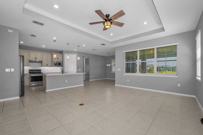 Building Photo - Large Spacious 2 bedroom 2 bath in Del Web