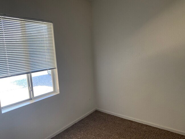 Building Photo - happyvalley5410