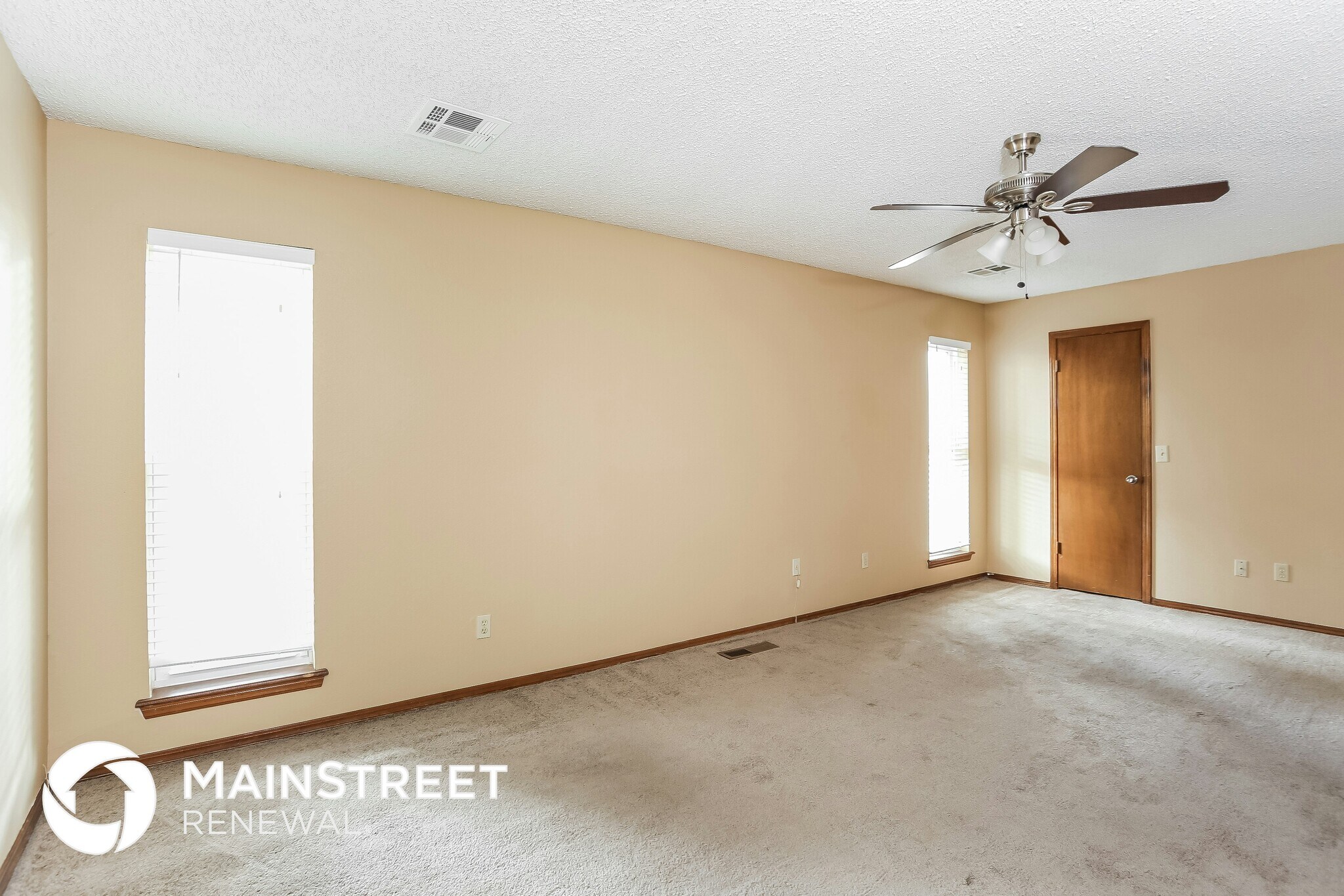 Building Photo - 8300 NW 112th Terrace