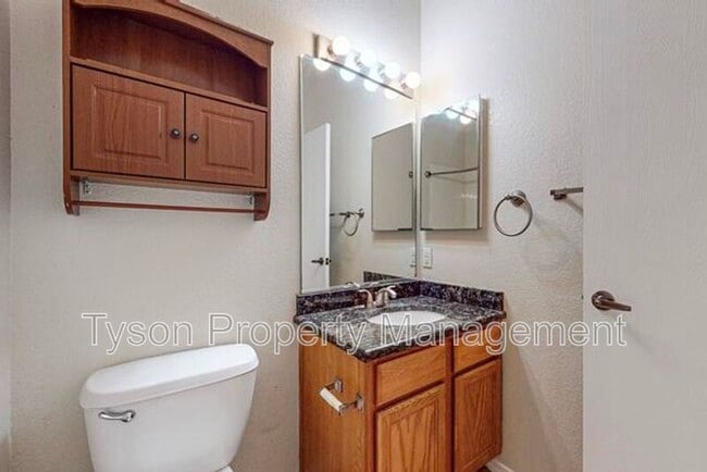 Building Photo - 10008 Rio Corto Ave SW