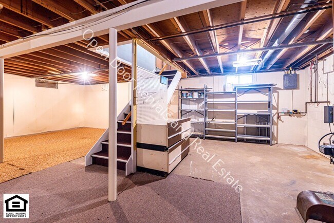 Building Photo - 5121 Ardmore Ave