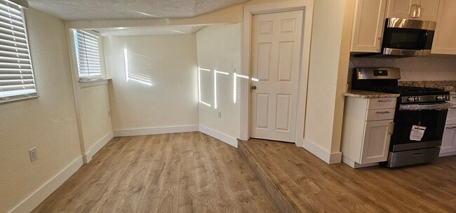 Building Photo - 521-513 13th St NW