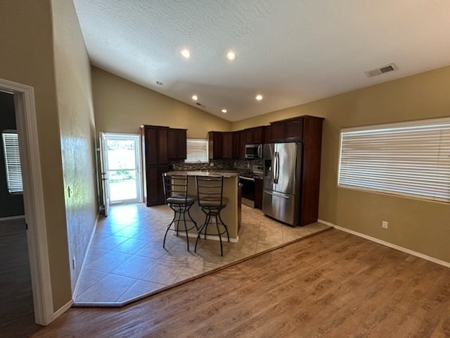 Kitchen - 6131 Arroyo Dr