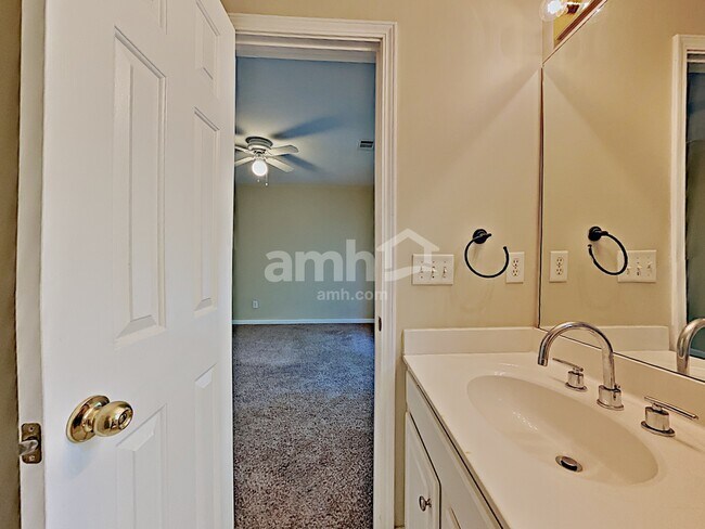 Building Photo - 4793 Galloways Farm Ln NW