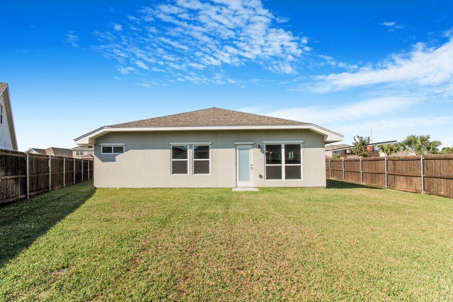 Building Photo - 3912 Rye Cir