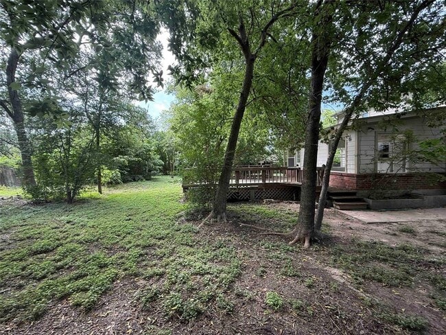 Building Photo - 502 Dewberry Dr