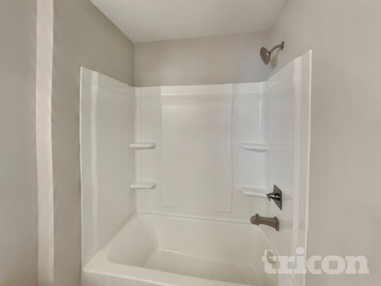 Building Photo - 109 Timber Crest Trl