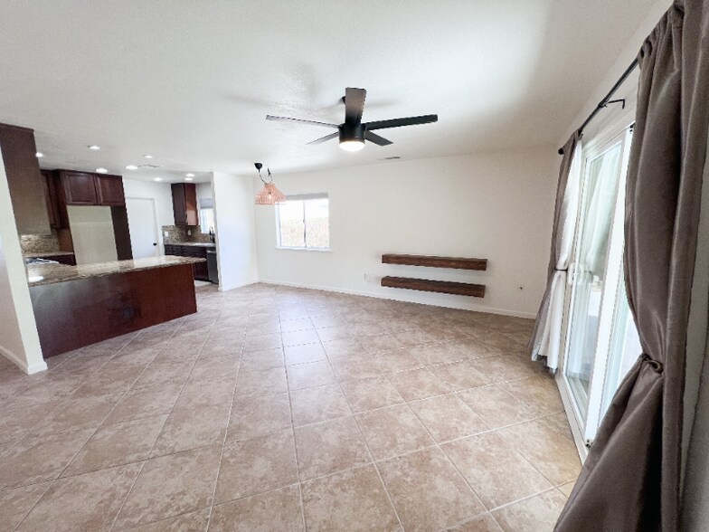 Building Photo - 77215 Minnesota Ave