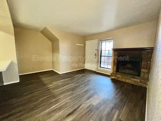 Building Photo - 14407 N Pennsylvania Ave