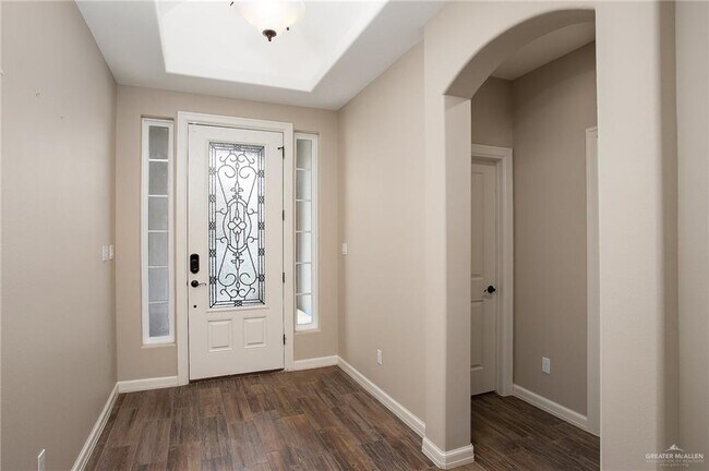Building Photo - 4400 Caddo Ln