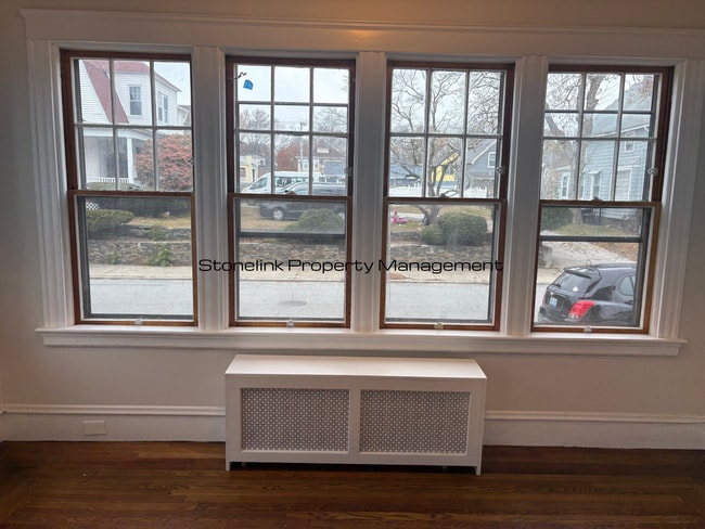 Building Photo - 108-110 Narragansett Street