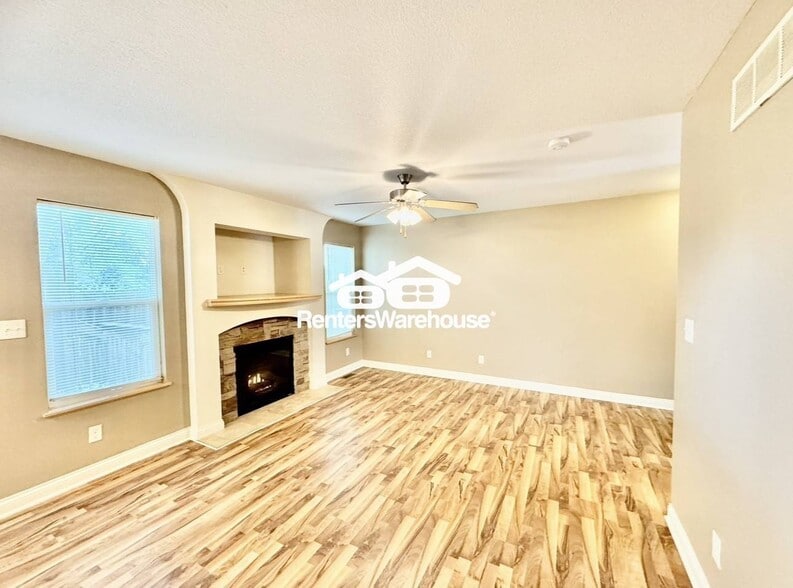 Building Photo - 2004 63rd St