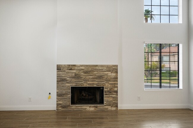 Building Photo - 9001 Feather River Ct