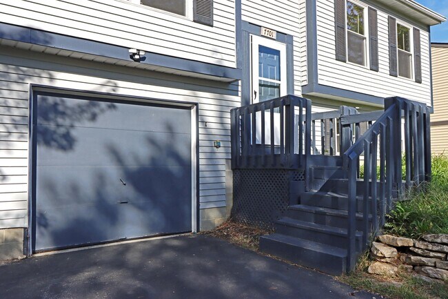 Building Photo - 7701 Flynnway Dr