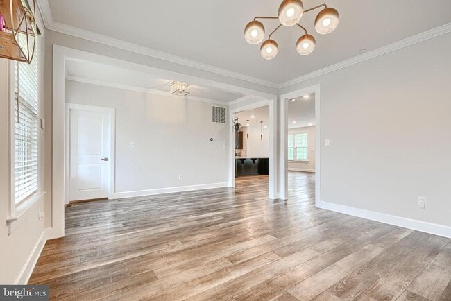 Building Photo - 7123 Starmount Ct