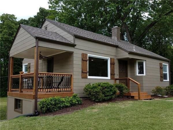 Building Photo - 1120 NE Davidson Ct