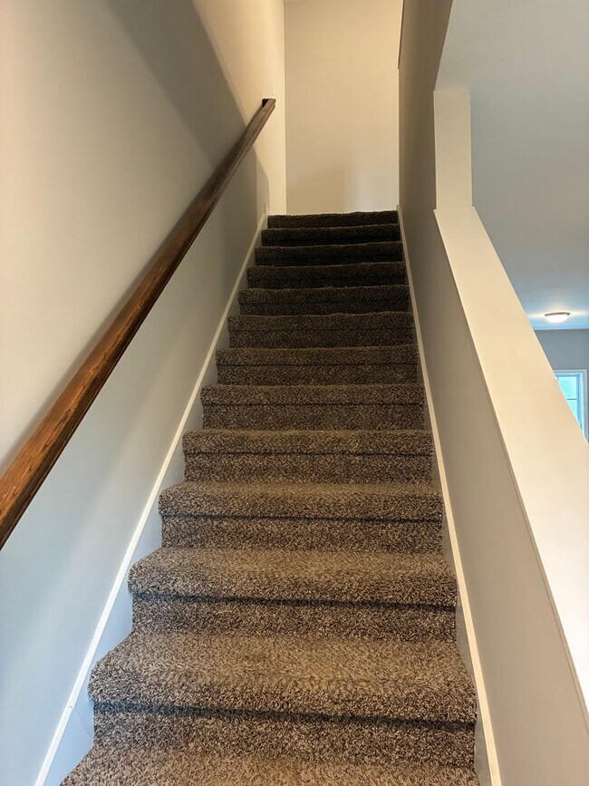 Building Photo - 805 Lynes St