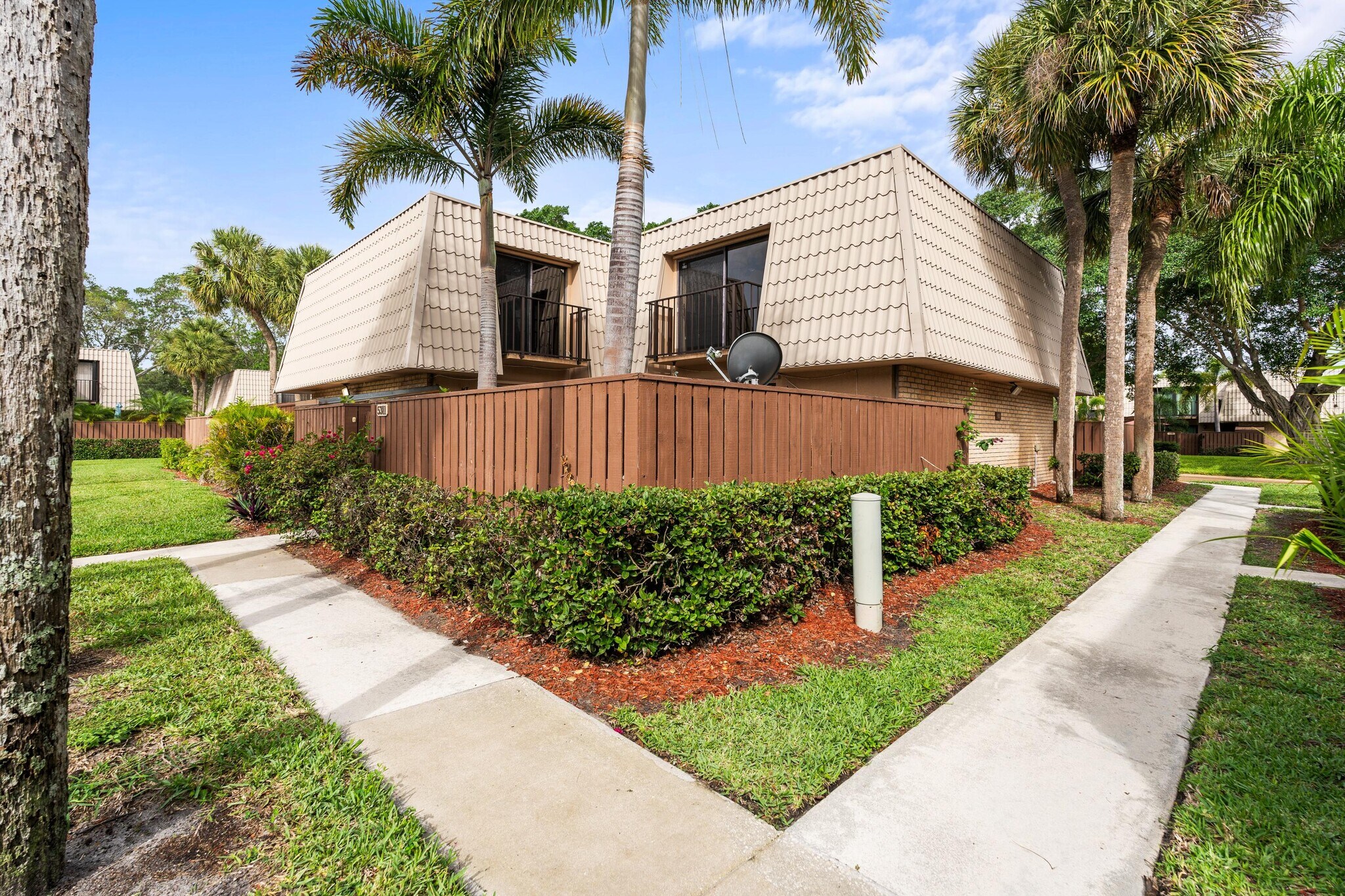 Building Photo - 5311 53rd Way