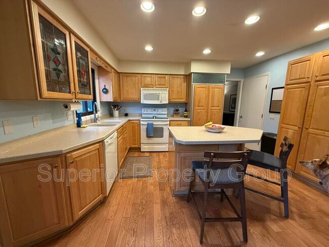 Building Photo - 5206 Summer Trail Rd