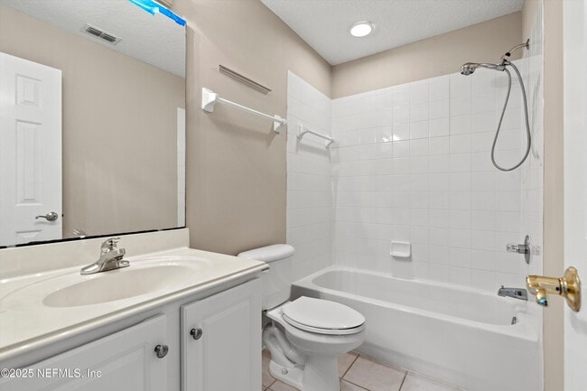 Building Photo - 7610 Sentry Oak Cir E