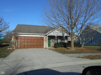 Building Photo - 6304 Pickwick Ct