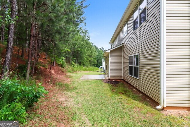 Building Photo - 412 Fieldcrest Dr