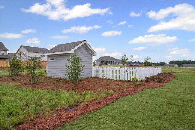 Building Photo - 2106 Cadenza Cir