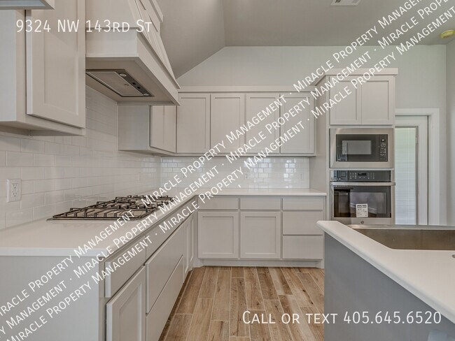 Building Photo - 9329 Northwest 142nd Street