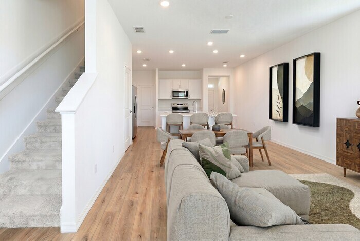 Building Photo - 8695 Elmo Ln