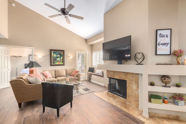 Building Photo - Resort-Style Living in the Heart of Scotts...