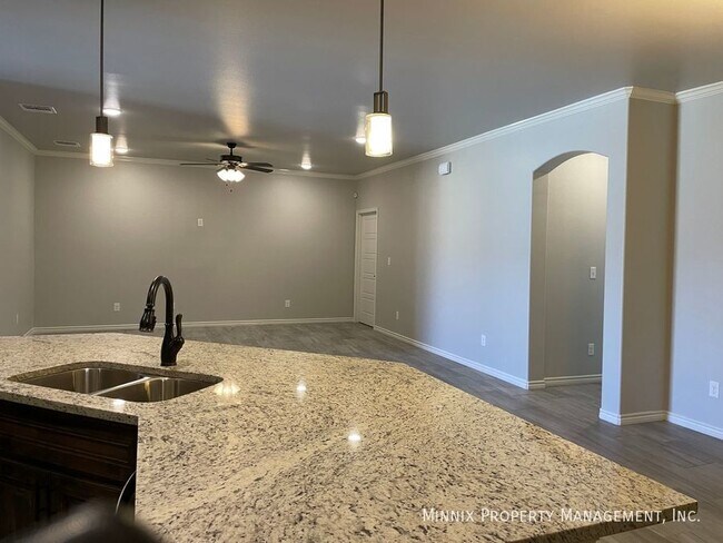 Building Photo - 1647 Wrigley Dr