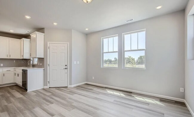Building Photo - 2135 Arborwood Ln