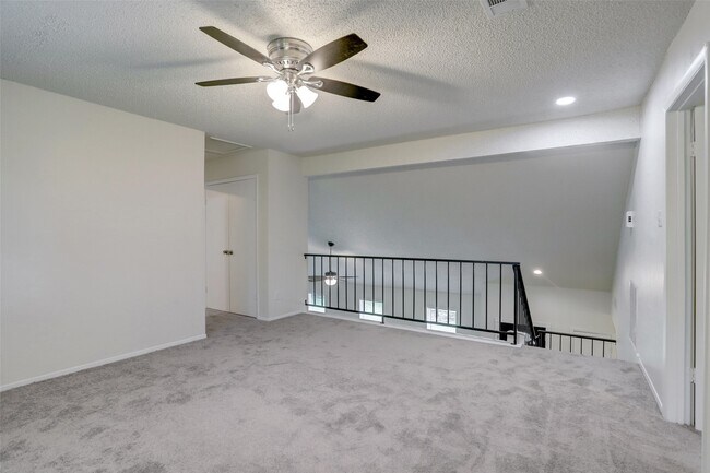 Building Photo - 25514 Mill Pond Ln