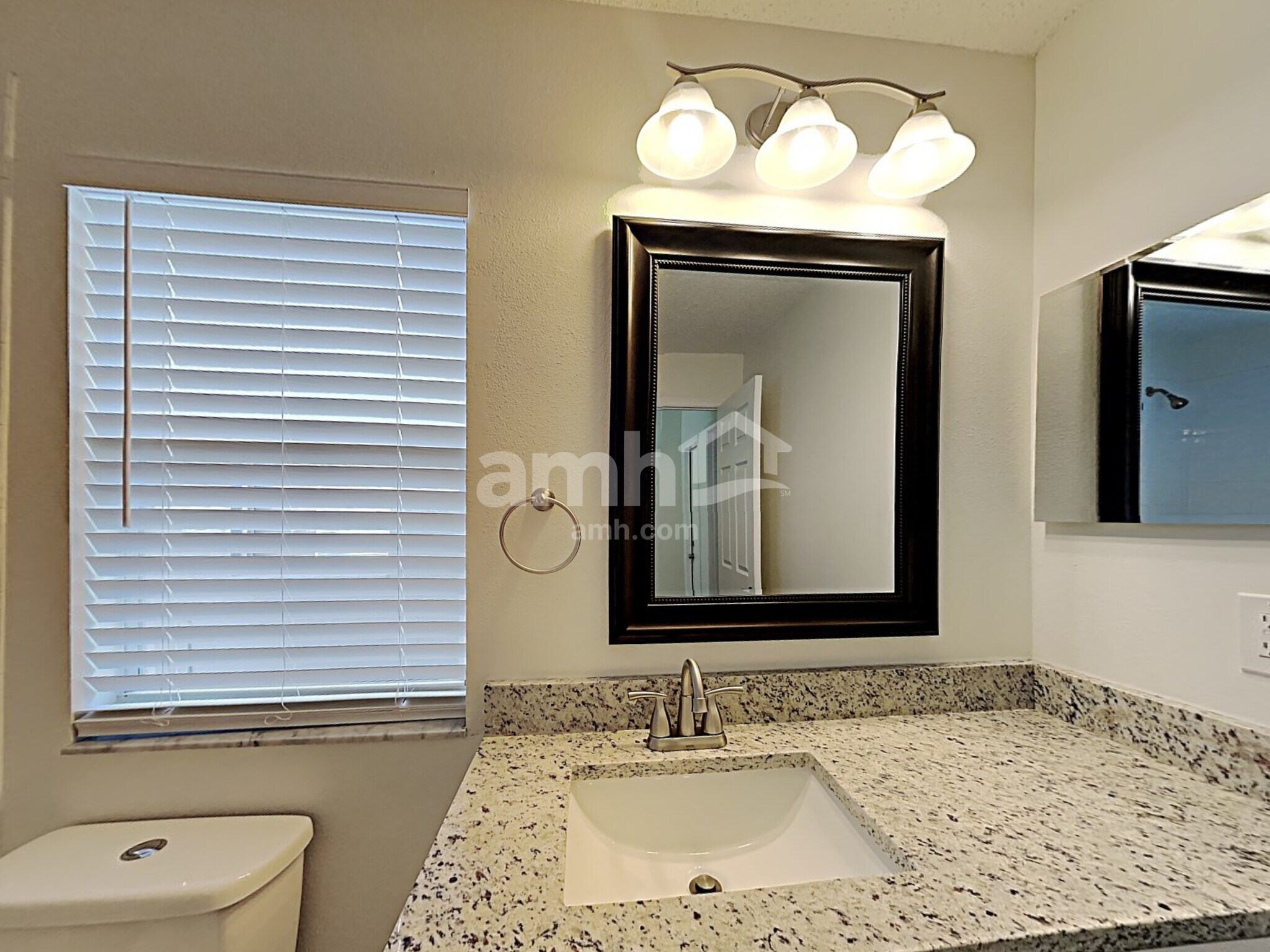 Building Photo - 4417 Country Hills Blvd