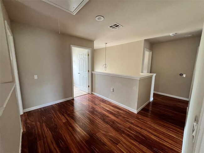 Building Photo - 10924 Reliance Creek Dr