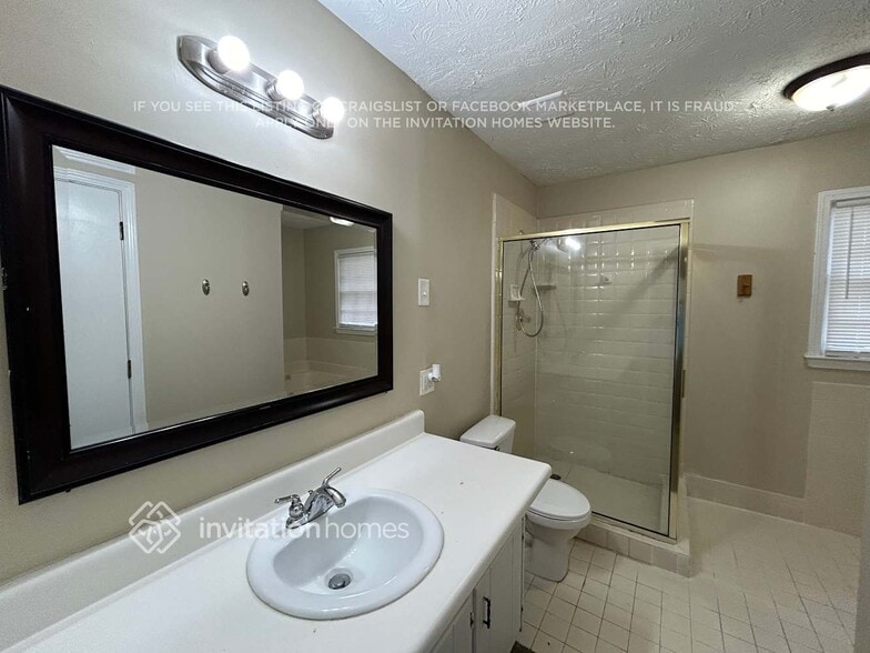 Building Photo - 1830 Abercorn Way