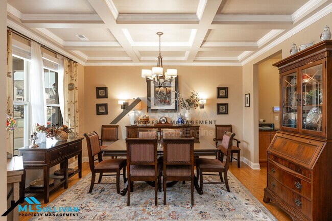 Building Photo - 913 Beech Glen Dr