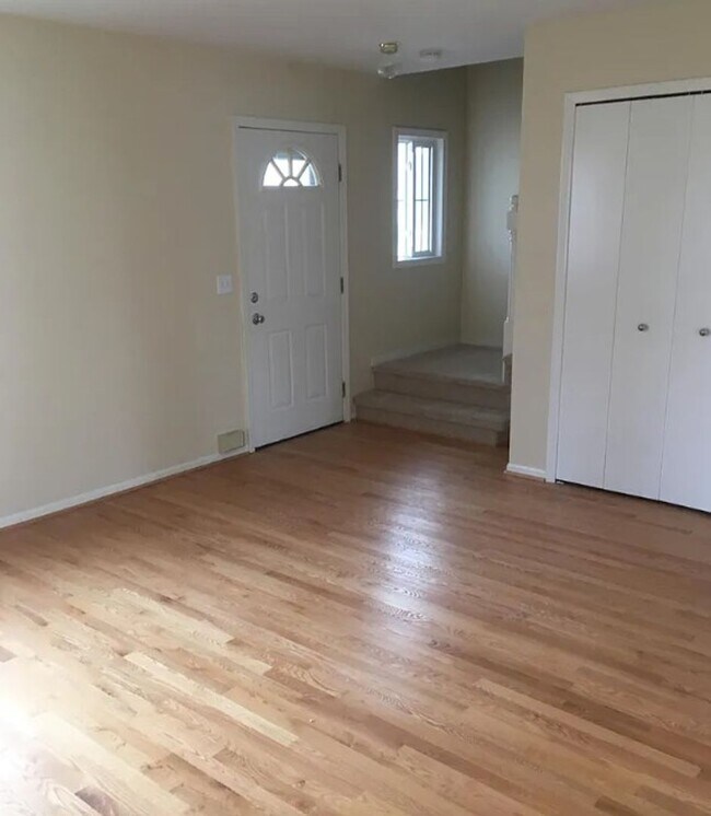 Building Photo - Charming 3-Bedroom Home in the Heart of Be...