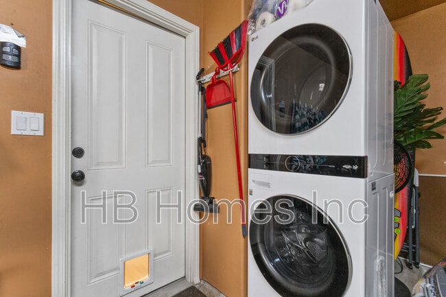 Building Photo - 91-2070 Kai 'Oli Street Apt 4404 - 1