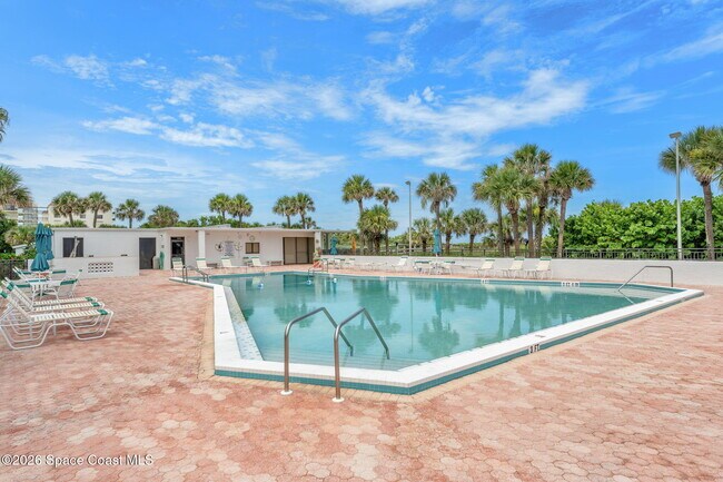 Building Photo - 2100 N Atlantic Ave