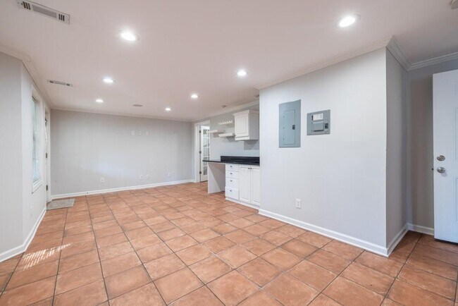 Building Photo - 1759 Regency Park Walk
