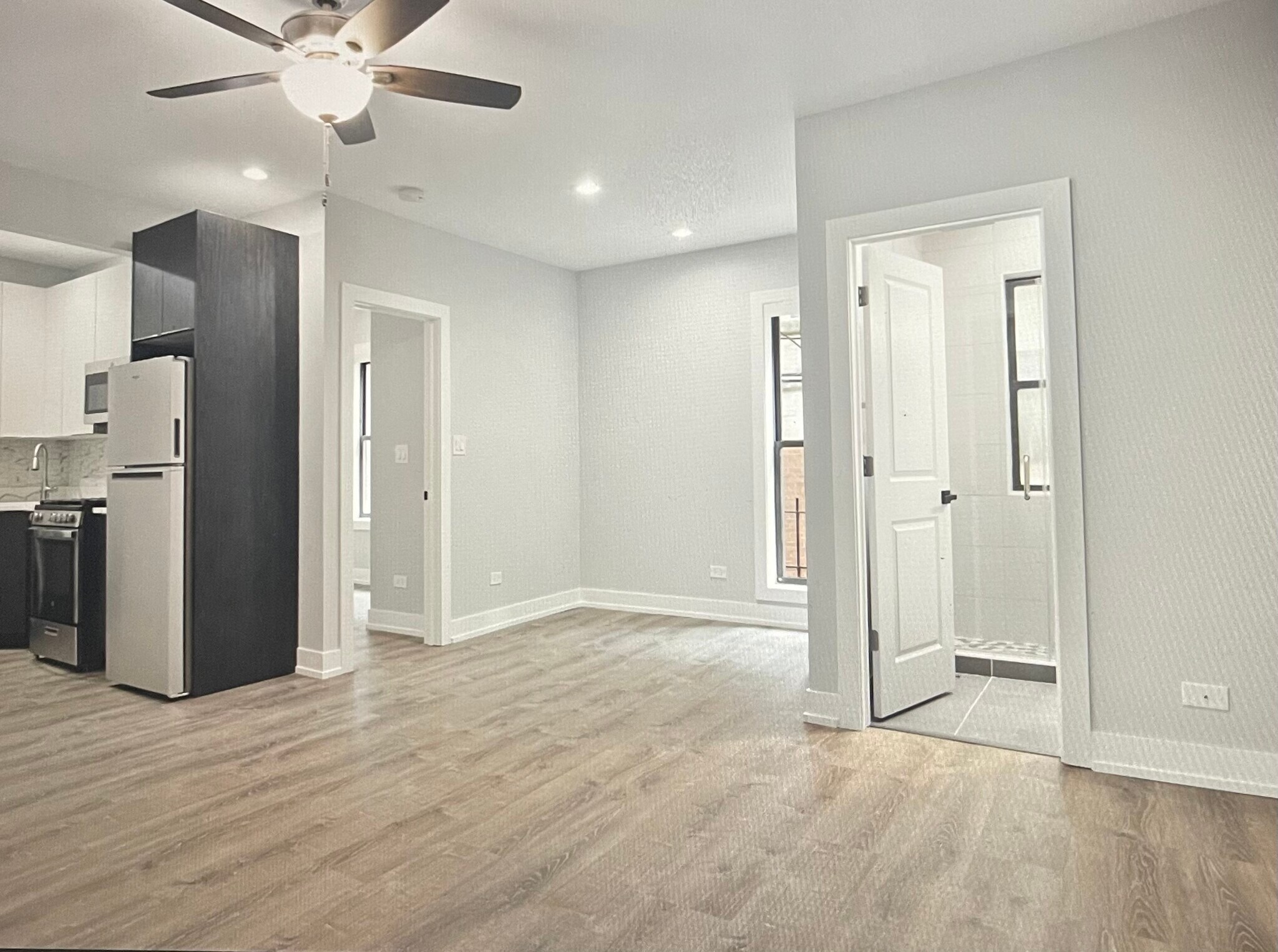 Building Photo - 1651 W Jonquil Ter