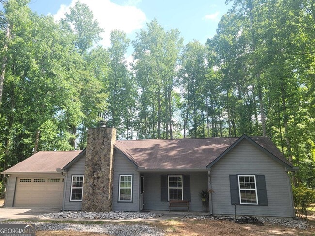 Building Photo - 235 Winona Dr