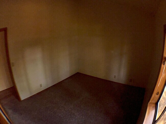 Building Photo - Single-Level 3 Bedroom Home in University Heights | Fenced Backyard + 2-Car Garage