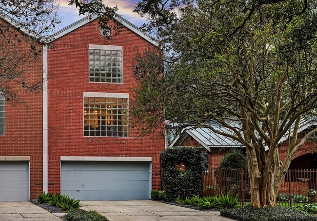 Building Photo - 1417 Harold St