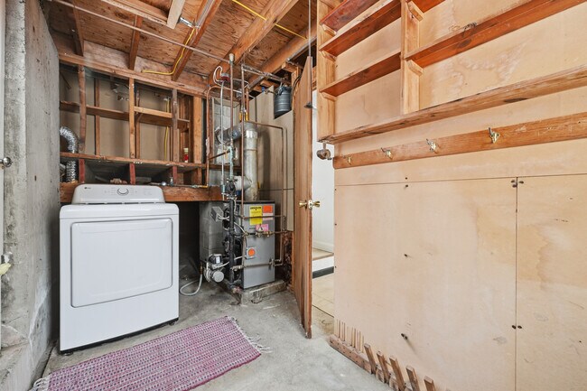 Building Photo - 11 Caribou Dr