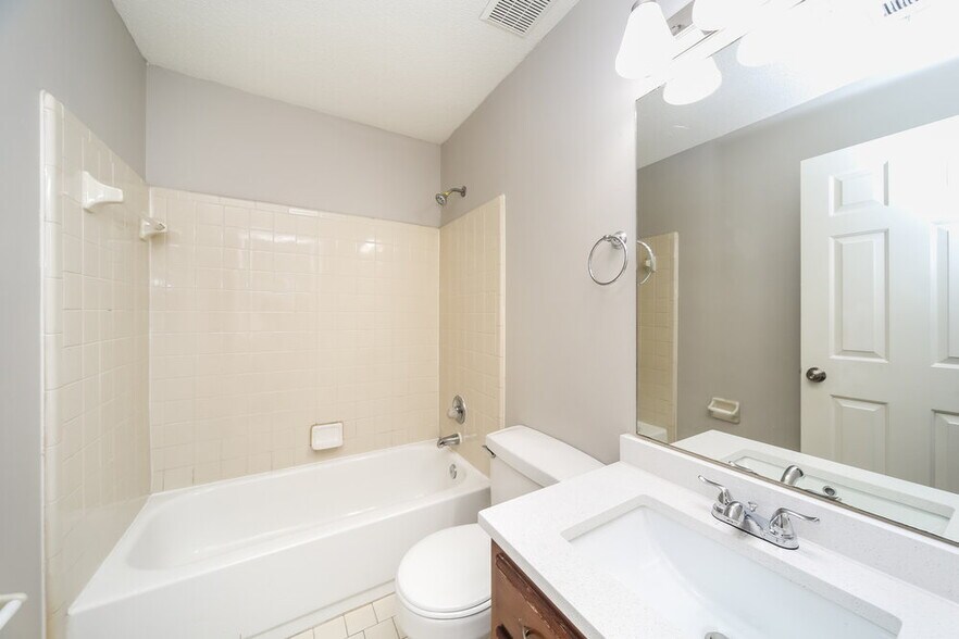 Building Photo - 4882 Water Fowl Ln