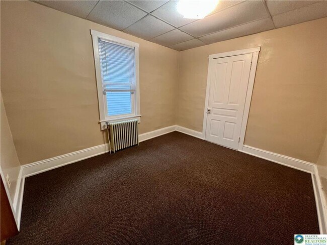 Building Photo - 351 Lehigh Ave